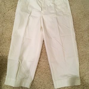 Chico’s womens off white capri/crop pant